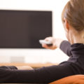 カズレーザーの本名は？個性的なインテリ芸人として人気
