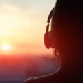AimerのSPARK-AGAINの歌詞の意味とアニメとの関連について