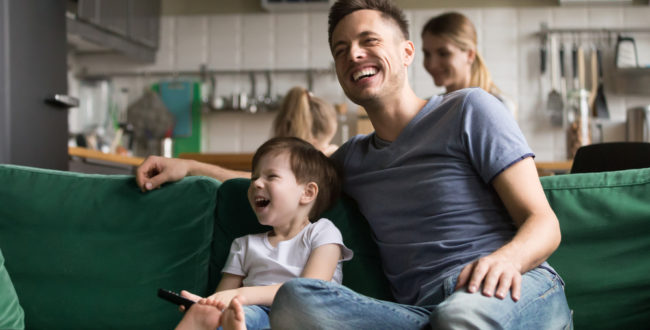 チャン・リーは美人格闘家として人気上昇中!6年間務めた意外な前職とは?