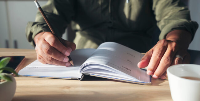 本郷奏多の年齢や出身地は?朝ドラの無愛想キャラも人気急上昇