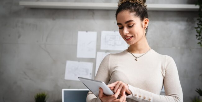 仲間由紀恵の夫は？朝ドラ「ちむどんどん」で愛情たっぷりの母役
