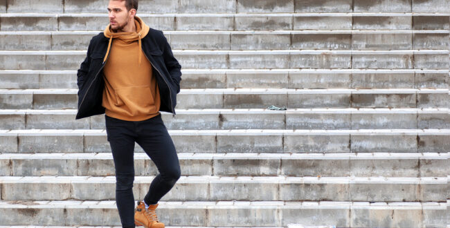 大泉洋「あの空に立つ塔のように」の歌詞の意味と曲から感じるメッセージ