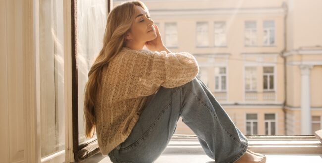 Mrs. GREEN APPLE「Dear」の歌詞の意味と映画の主題歌として知っておきたいこと