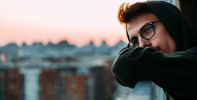 ずっと真夜中でいいのに。「海馬成長痛」の歌詞の意味を考察！込められたメッセージとは