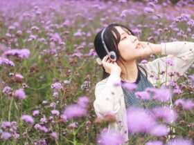 ポルノグラフィティ「THE REVO」の歌詞の意味は？アニメのOPテーマとしても注目！