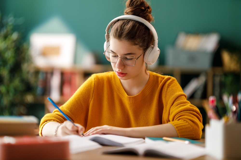 Official髭男dism「Sanitizer」の歌詞の意味が気になる!楽曲に込められた思いとは?