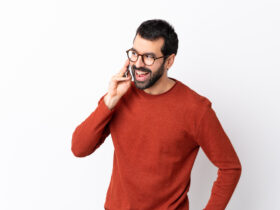 Official髭男dism「Make Me Wonder」の歌詞の意味は?TVアニメ主題歌としての魅力