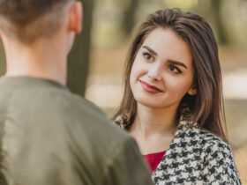 milet「The Story of Us」の歌詞の意味は？大人気アニメのエンディングテーマに！