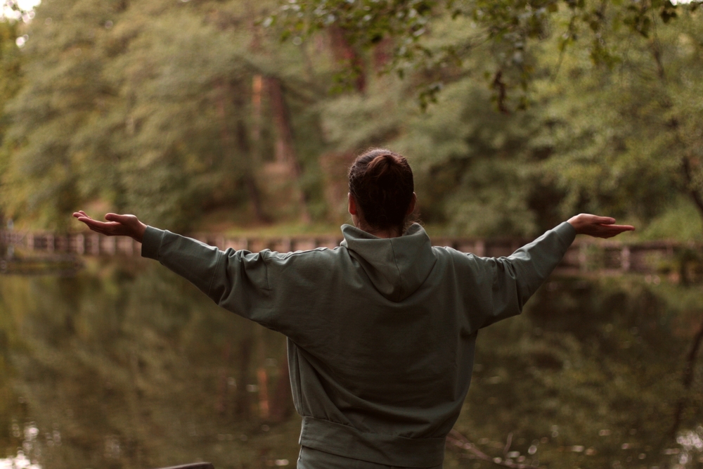 Vaundy「呼び声」の歌詞の意味とフェスのテーマ・ソングとして魅力とは？