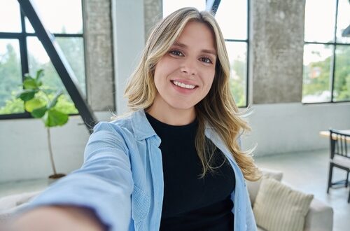 Mr.Children「Again」の歌詞の意味は？ドラマ主題歌としての魅力について！