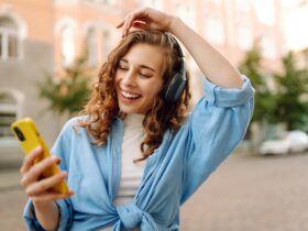 星街すいせい「プリマドンナ」の歌詞の意味は?楽曲から感じるメッセージ!