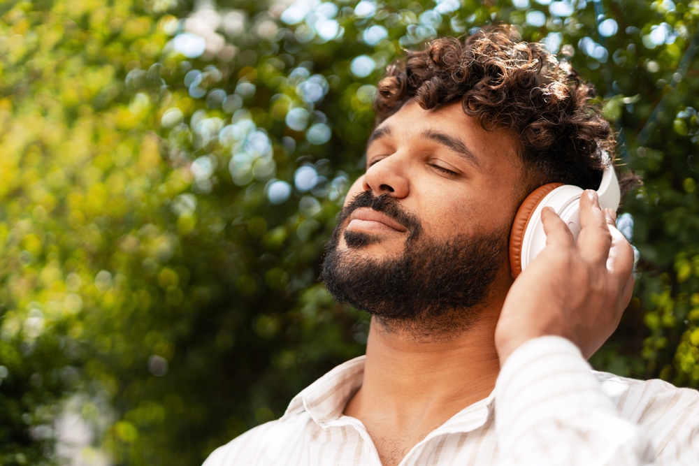 sumika「Honto」の歌詞の意味が気になる！アニメ映画主題歌としての魅力について