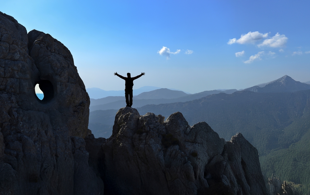 10-FEET「壊れて消えるまで」の歌詞の意味と映画主題歌としての魅力！