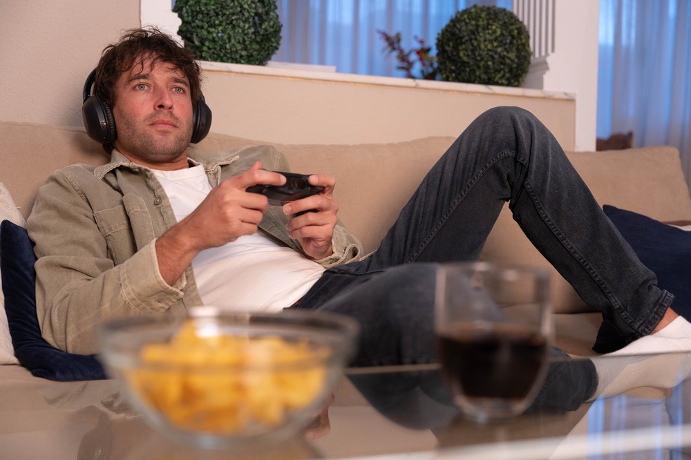 「黄泉のツガイ」のアニメが放送開始！幻怪な世界で繰り広げる異能力バトル