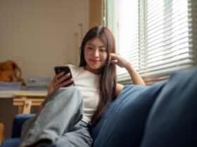 スピッツ「見知らぬ糸」の歌詞の意味は？ドラマ主題歌としても期待大！